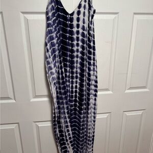 Lovestitch Navy and White Tie-Dye Maxi Dress